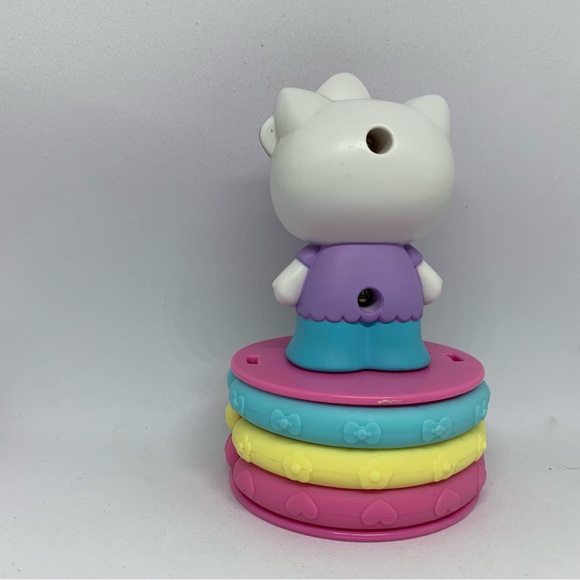 McDonald’s Hello Kitty 30th Anniversary Ring Around The Kitty HappyMeal Toy 2004 - Picture 2 of 7